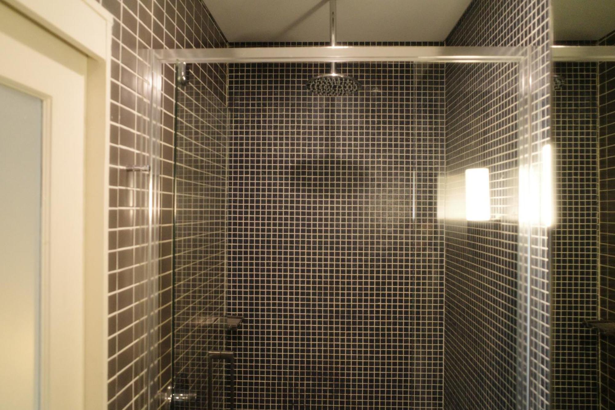 Crown Hotel Surry Hills Sydney Rum bild