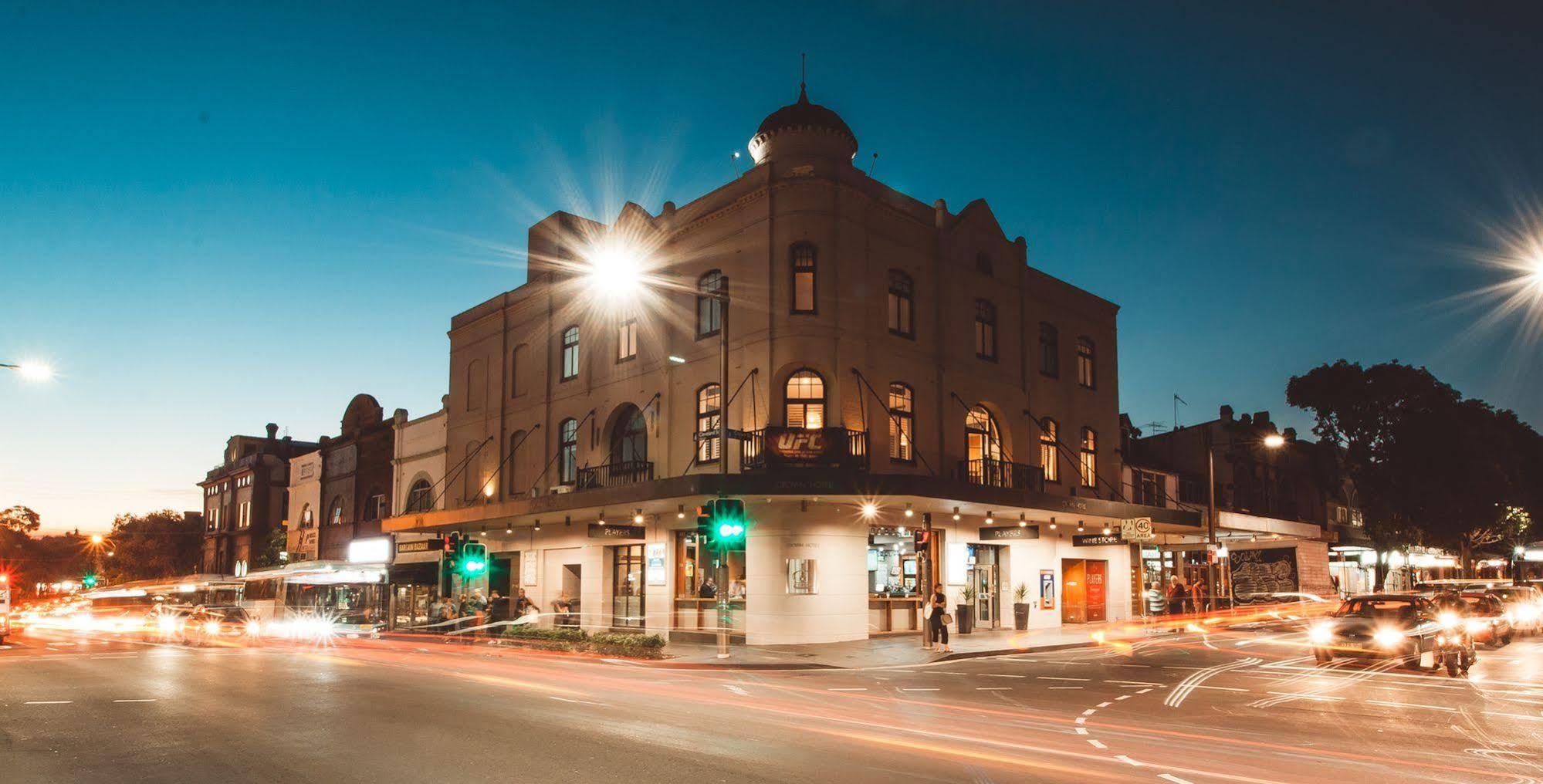 Crown Hotel Surry Hills Sydney Exteriör bild